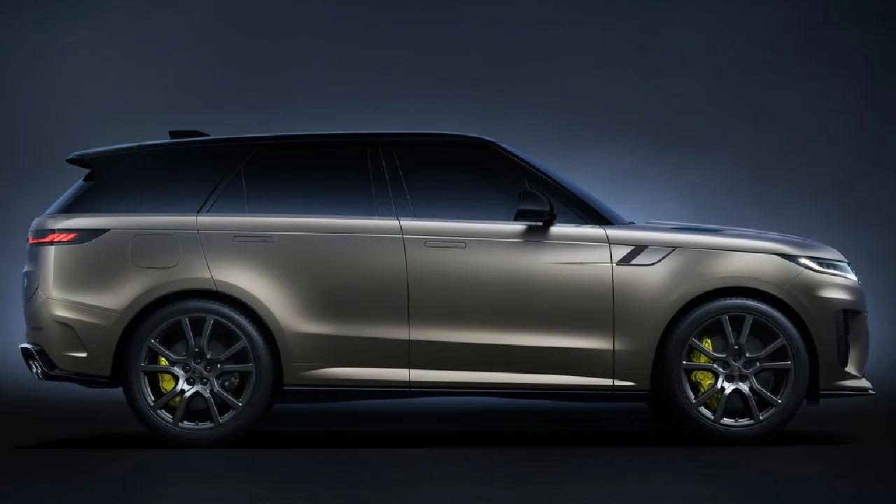 First Look  The 2024 Range Rover Sport SV with 635HP