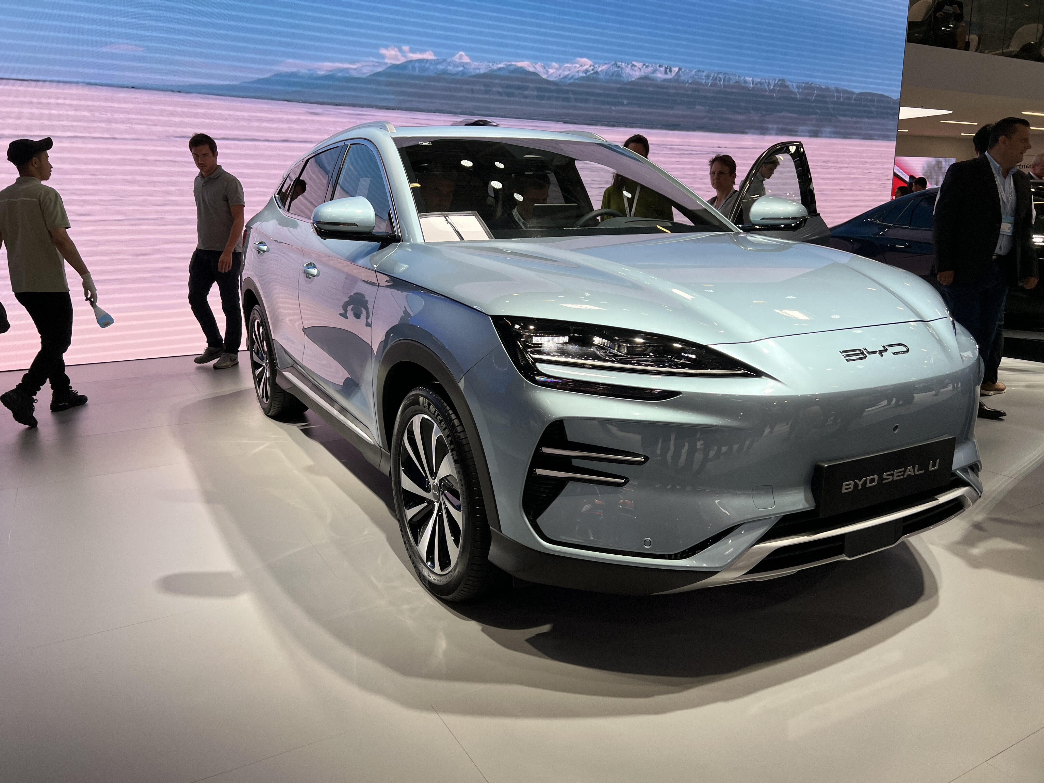 BYD Unveils Seal U SUV at Geneva Motor Show 2024  Sets Stage for Entry into European Market