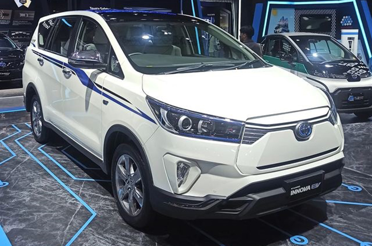2025 Indonesia International Motor Show Toyota unveiled Innova EV