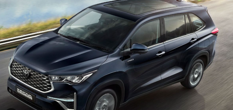 Upcoming Launch  Toyota Innova Hycross GX (O) Petrol-Only Variants with Enhanced Features