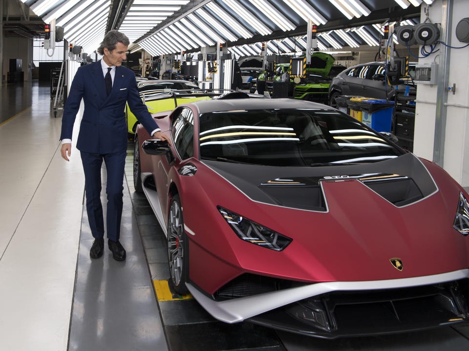 Lamborghini CEO Asserts Hybridisation as Key to Prolong ICE Vehicles While Exploring EVs