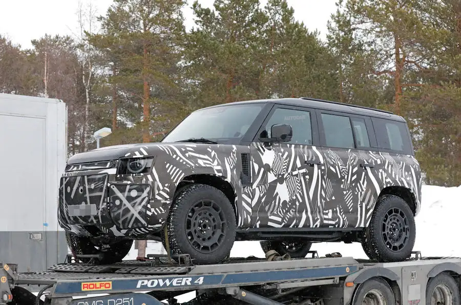 Land Rover Set to Launch 'Octa' Defender with V8 Engine