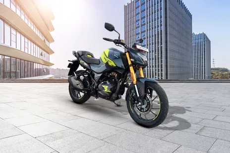 Hero MotoCorp Teases 2024 Xtreme 160R 4V with Exciting Updates