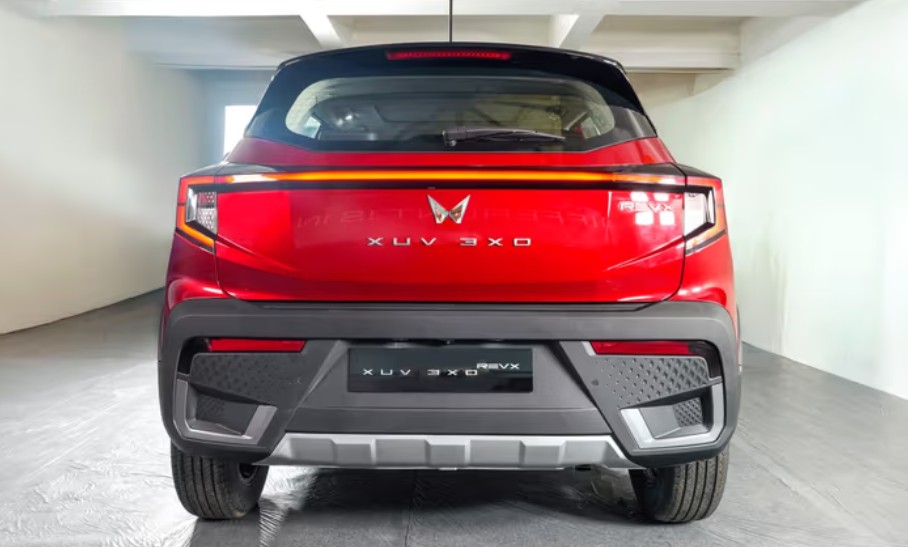 Mahindra XUV 3XO REVX Launched Stylish Compact SUV with Enhanced Features