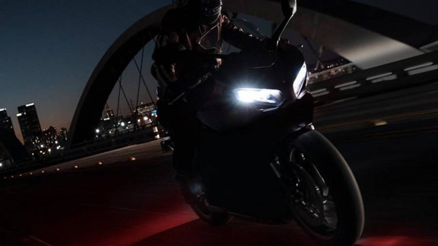 Official Teaser for Triumph Daytona 660