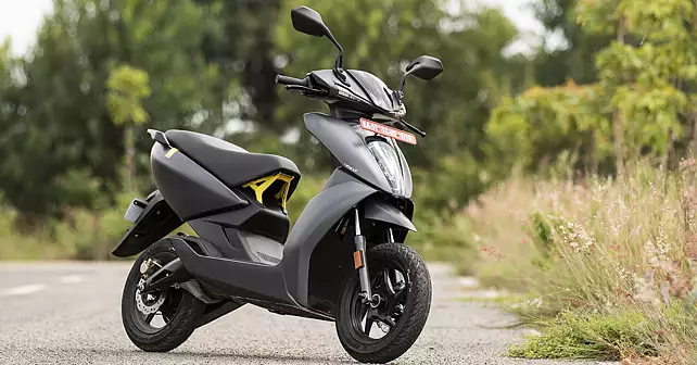 Ather Energy Cuts 450S Price by Rs. 20 000 - Sparks Concern Among Owners