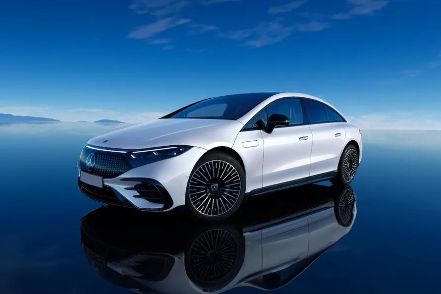 Mercedes-Benz Unveils Facelift for EQS featuring New Grille and Enhanced Battery Capacity