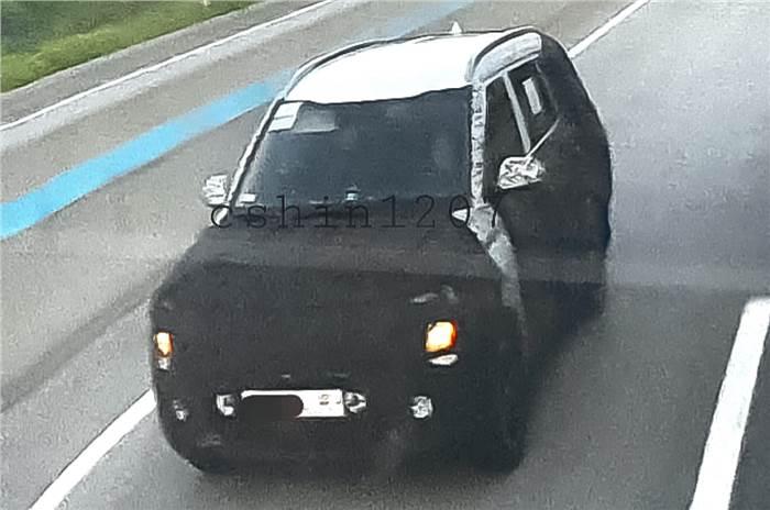 Upcoming 2025 Kia Carens Facelift Tests with 360-Degree Parking Camera