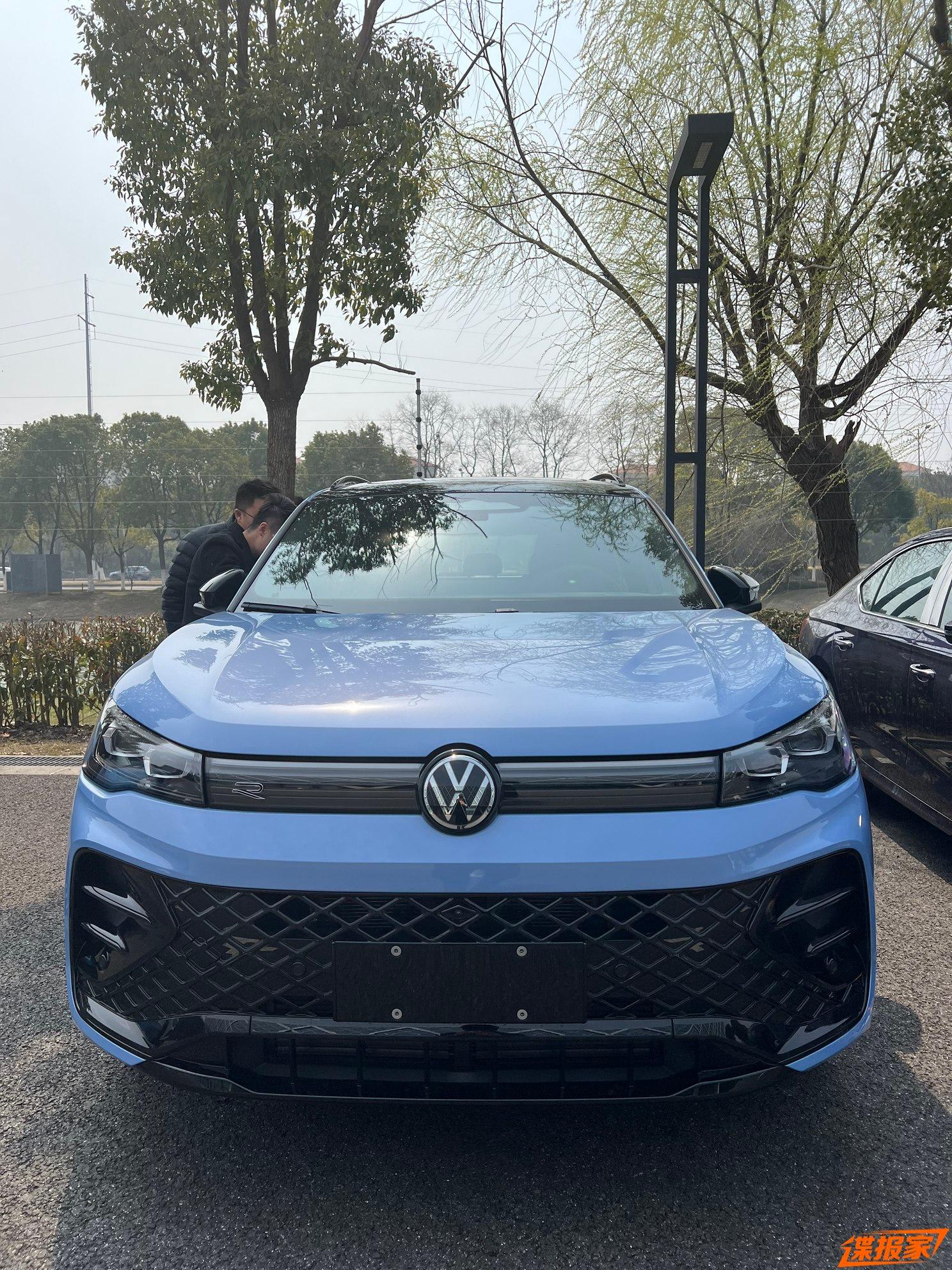 First Look at the Interior of Volkswagen's India-Bound Tayron SUV Leaked Images