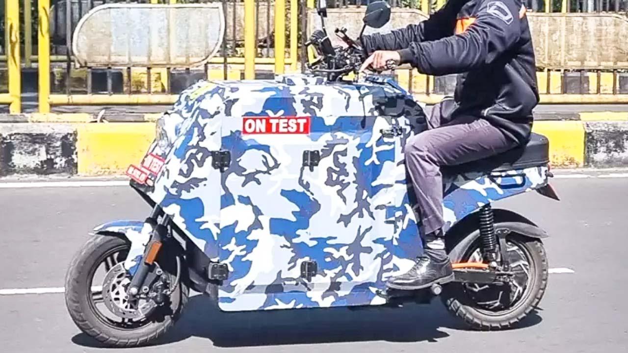 Qargos Tests First Electric Cargo Scooter with 150 Km Range